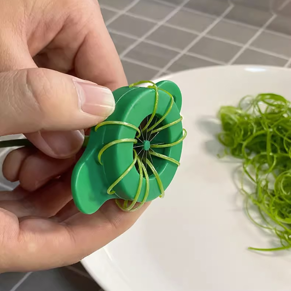 Household Kitchen Gadgets Vegetable Cutter Silk Cutter - Mini taglierina per fiori di cipolla